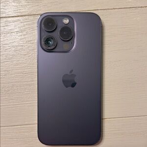 iPhone 14 Pro purple